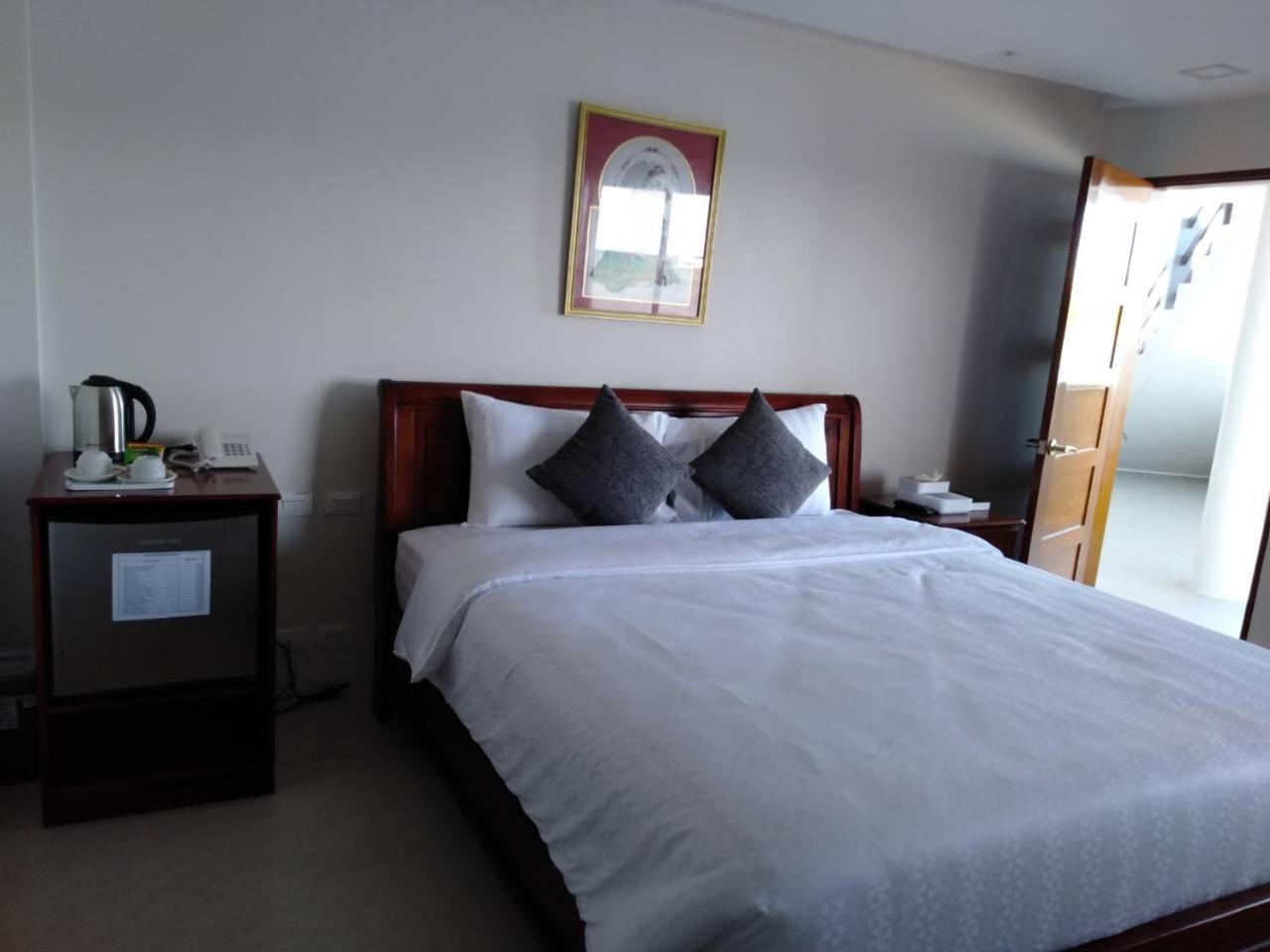 Nirvana Resort Puerto Galera Ngoại thất bức ảnh