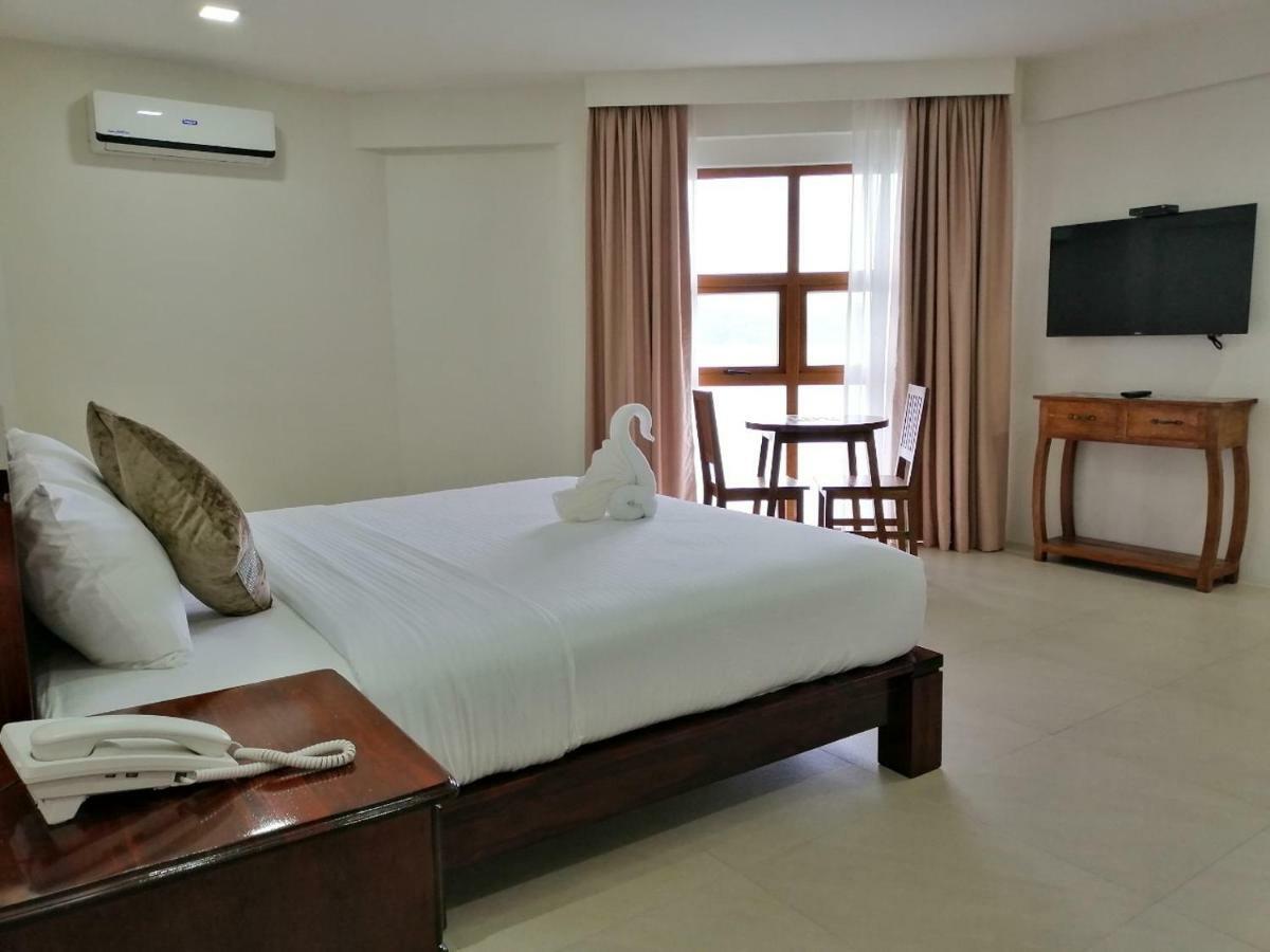 Nirvana Resort Puerto Galera Ngoại thất bức ảnh